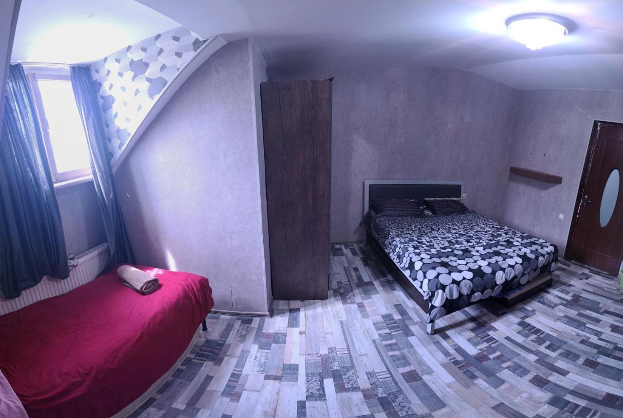 Kiev Hostel Tiflis Dış mekan fotoğraf