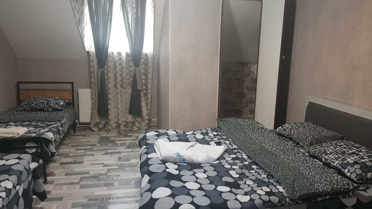 Kiev Hostel Tiflis Dış mekan fotoğraf